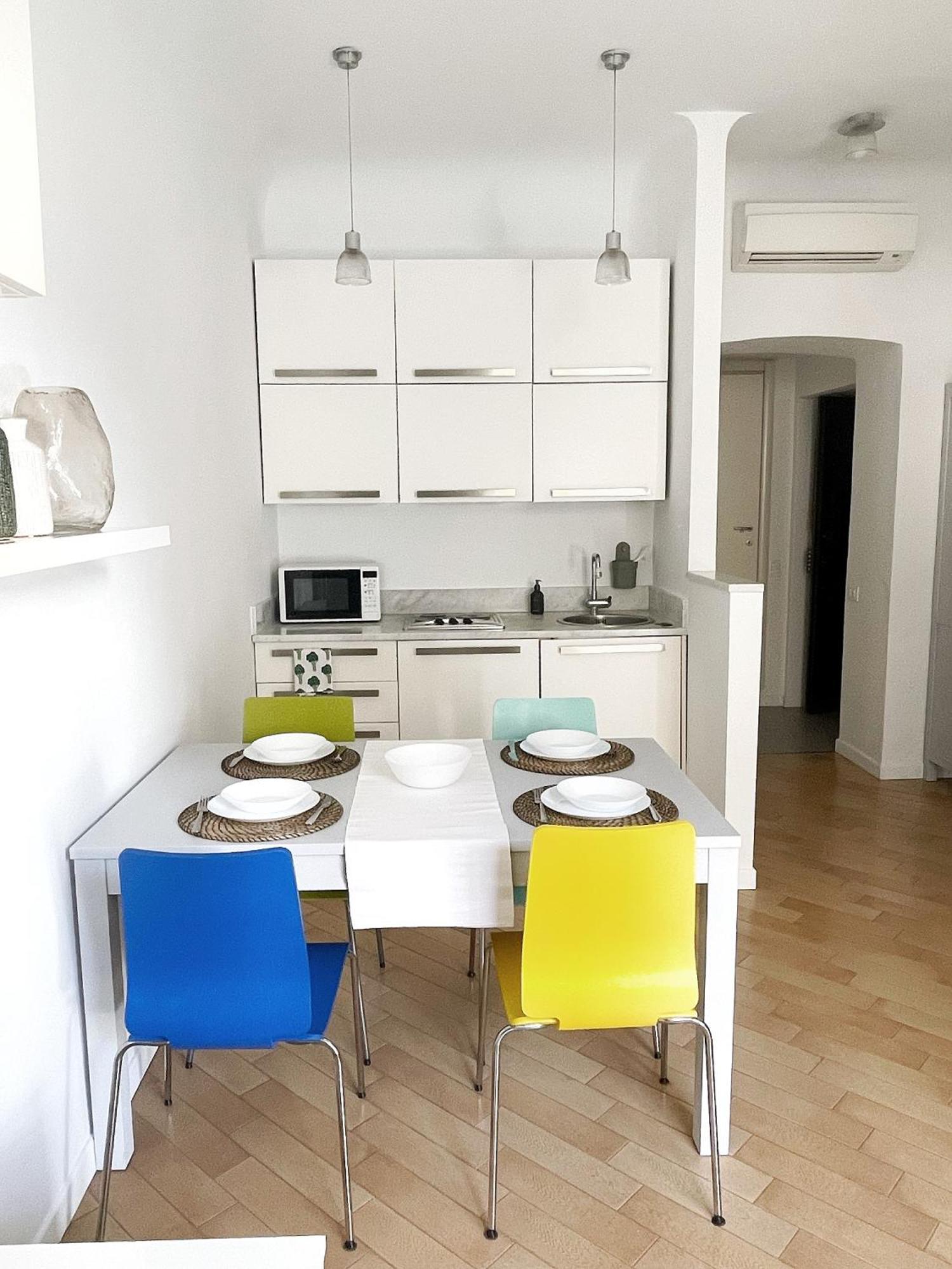 Ampio E Accogliente Bilocale - Fara 1, Porta Nuova Appartement Milaan Buitenkant foto